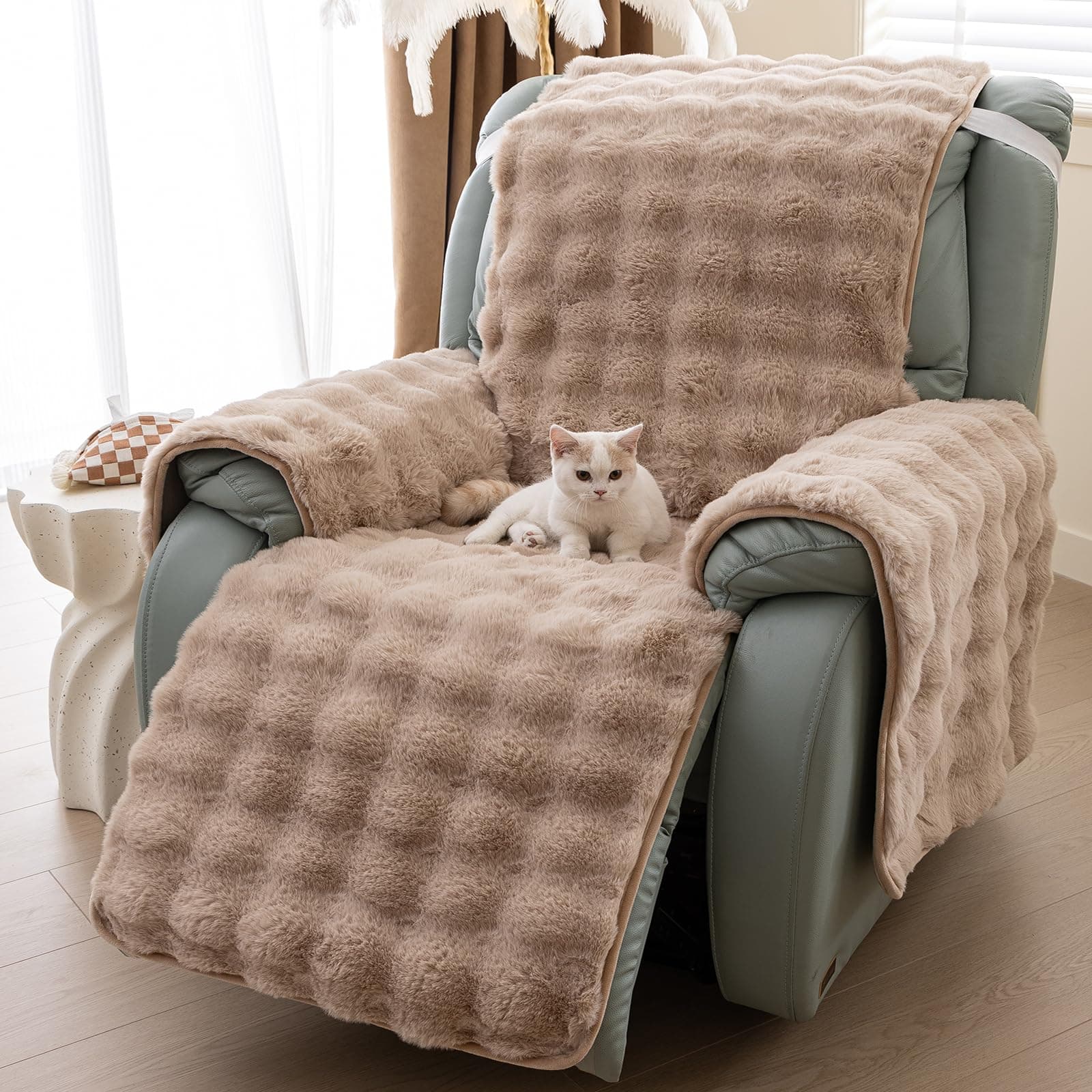 LiveGo Thick Rabbit Recliner Slipcover for 23 Inches Chair (Light Brown)